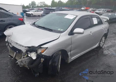2010 Toyota Corolla S из США, поврежденный, VIN 2T1BU4EE7AC465794